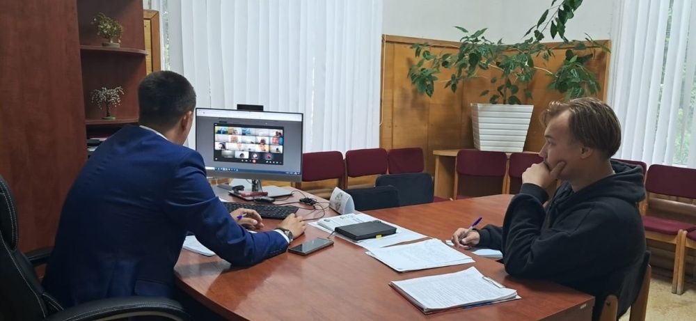 Каждый четверг главный врач проводит видеоселекторное совещание с фельдшерами фельдшерско-акушерских пунктов