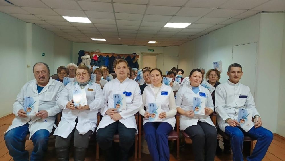 Поздравляем с Днем фельдшера!