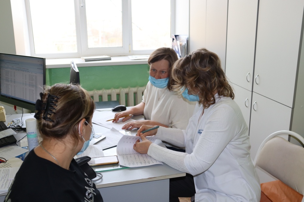 В Аскинскую центральную районную больницу приезжали врачи-гинекологи из Бирской ЦРБ и ГКПЦ г. Уфа!