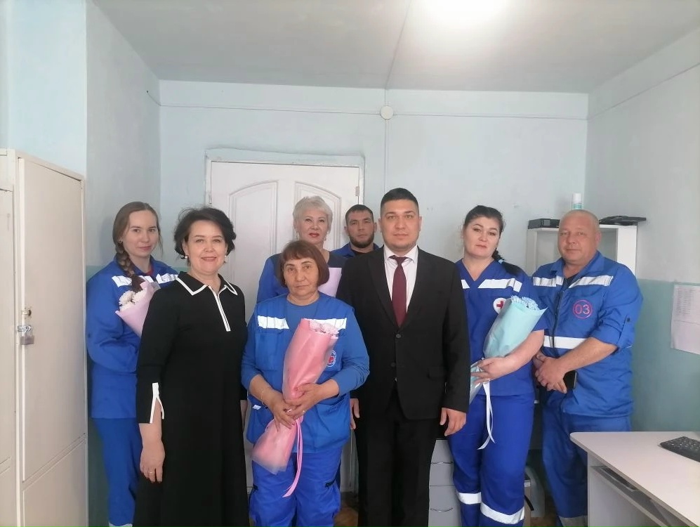 С Днём работника скорой медицинской помощи!